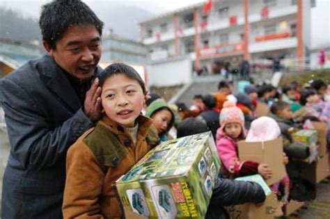 中国留守儿童最多的四大省，有一个省人数超百万，你知道是哪里吗|留守儿童|人数|农村_新浪新闻