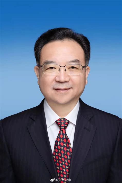 侯红当选郑州市人民政府市长