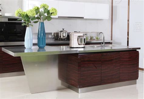 厨房台面哪种材质最好？全面对比四大台面材料：不锈钢、石英石、岩板和大理石你家选哪种？ 帅气萌猪的博客