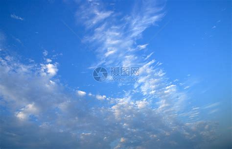 1024x768五色云图片