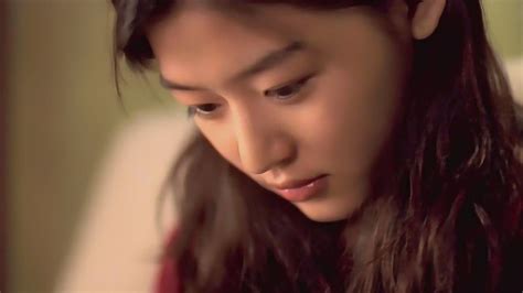 4分钟看完韩国电影《触不到的恋人》两人不同时空恋爱_高清1080P在线观看平台_腾讯视频