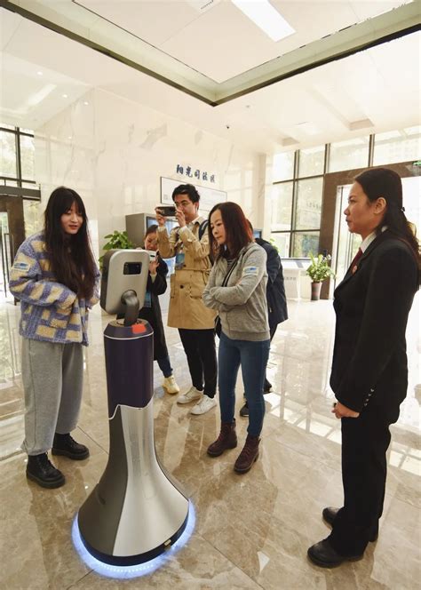 2022年中国人工智能产业生态图谱-Tech时代