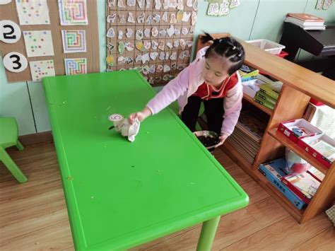 擦桌子收玩具都有积分，幼儿园孩子们有自己的劳动账户_武汉_新闻中心_长江网_cjn.cn