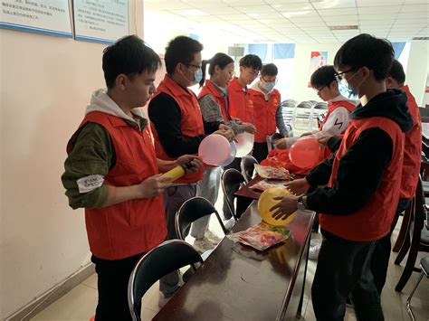 【社会实践】体育学院开展社区环保志愿服务活动