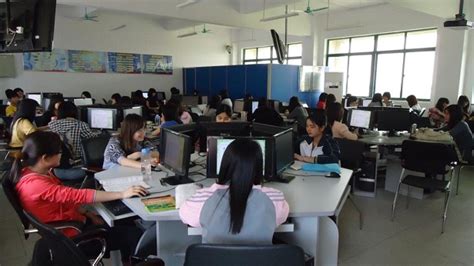 阜阳科技职业学院高校园区-安徽继续教育在线