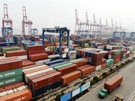 2022年上半年连云港港口吞吐量13306万吨，集装箱吞吐量246万标箱_连云港外贸_聚汇数据