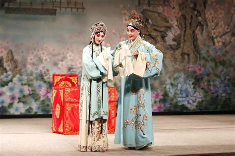 安德鲁·戴 的图像结果
