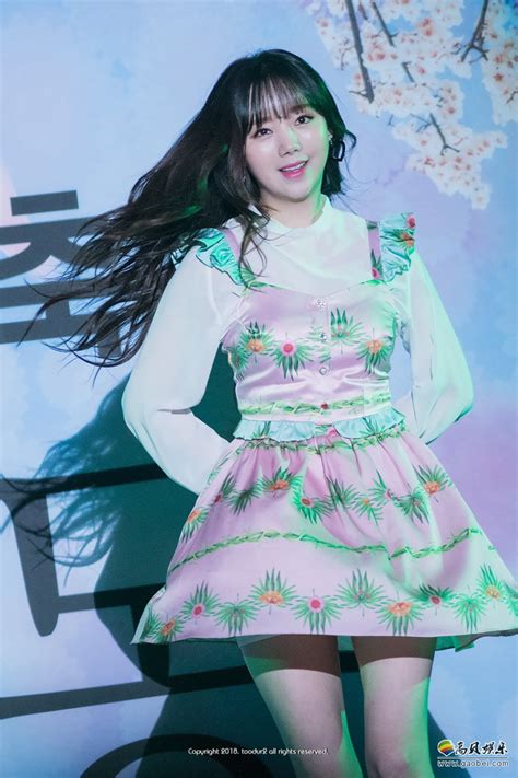 LOVELYZ的金智妍和2AM的任瑟雍公开了合作歌曲《女性朋友》的预告图_即时尚