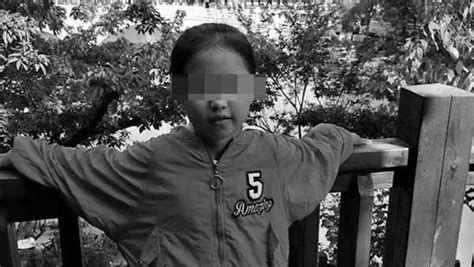 长沙8岁女童遇害案嫌疑人指认现场