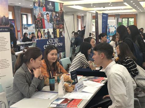 第六届留学生实习与就业专场招聘会成功举办-上海交通大学安泰经济与管理学院