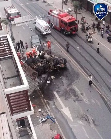 广东汕尾高速公路发生车祸致5人死亡(组图) - 国内动态 - 华声新闻 - 华声在线