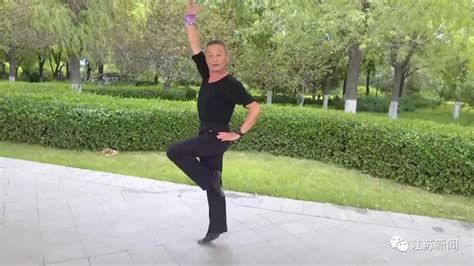 66岁大叔退休后沉迷跳芭蕾，6年瘦了20斤！