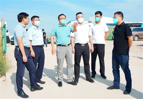 何琦在龙南调研督导疫情防控、安全生产和“两不停”工作 | 龙南市人民政府