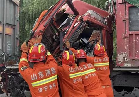 安全生产重于泰山！重庆保税港区集团开展起重吊装事故应急演练