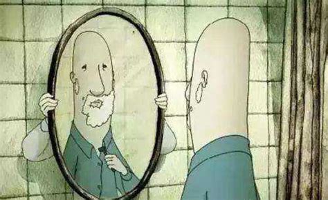 一面镜子的故事,镜子的名言哲理,个人_大山谷图库