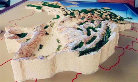 五种地形模型橡皮泥,盆地模型,用粘土做地理地形图_大山谷图库