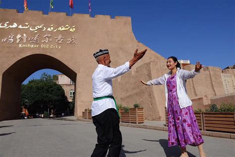 新疆南疆14日环线旅游攻略路线图（原创）+沙漠公路+南疆胡杨林+喀什帕米尔高原 - 知乎