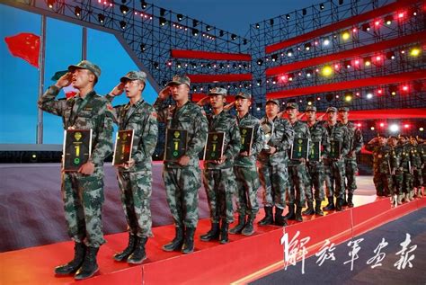 “国际军事比赛-2019”精彩镜头，感受中国军人赛场上的飒爽英姿 - 中国军网