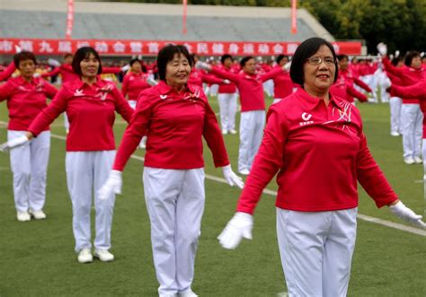 湖南省第九届少数民族传统体育运动会开幕 黄兰香等出席开幕式 - 要闻 - 湖南在线 - 华声在线