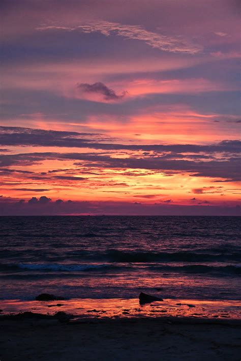 紫色黄昏大海海滩图片 - 站长素材