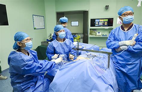 华容县人民医院超声科开展首例甲状腺细针穿刺术