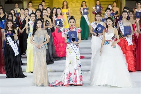 第69届世界小姐中国区总决赛完美收官 - 综艺 - 深度娱乐网