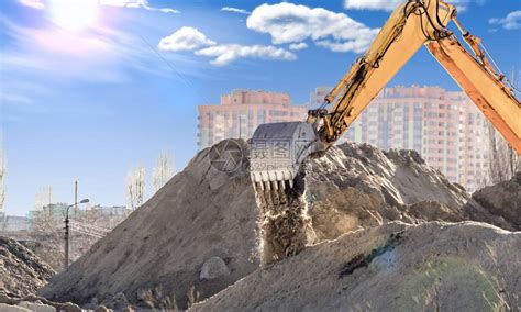 建筑工地的挖掘机从采石场取高清图片下载-正版图片505941627-摄图网