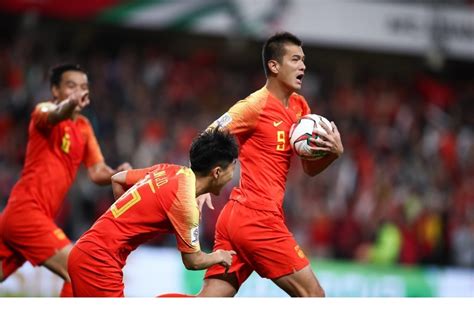 《国足》【回放】2019中国杯：中国VS泰国 上半场