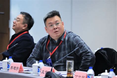 中国钢铁工业协会不锈钢分会成立 泰山钢铁集团当选副会长单位-公司新闻-山东泰山钢铁集团有限公司