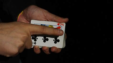 【扑克魔术入门课程】十八种扑克魔术基本手法，系统学习！-会魔术