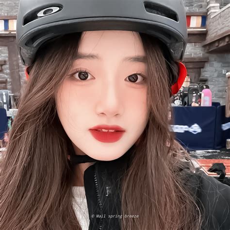 胡馨尹图片