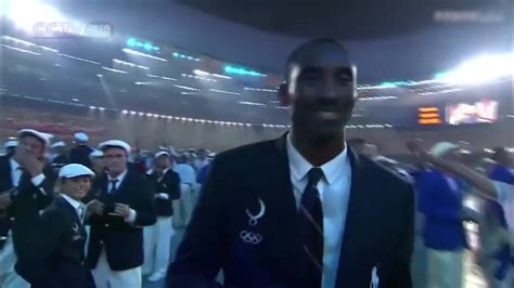 北京奥运开幕式 当镜头扫到科比时全场都沸腾了！-直播吧zhibo8.cc