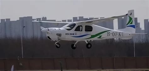 AG100 全新初级教练飞机进入审定试飞阶段 - 民用航空网