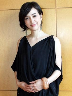 日本美女主播泷川雅美获最佳着装奖 - 青岛新闻网