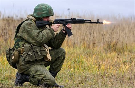 预算不足选AK：俄军选用AK-103作为新制式步枪|突击步枪|俄军_凤凰军事