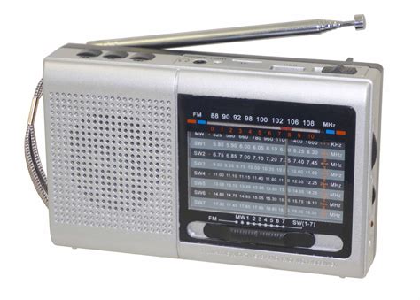 追忆往昔！浅谈收音机的百年发展历史_-泡泡网