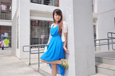 街拍合肥校园女生夏季穿搭 安广美女如云__万家热线-安徽门户网站