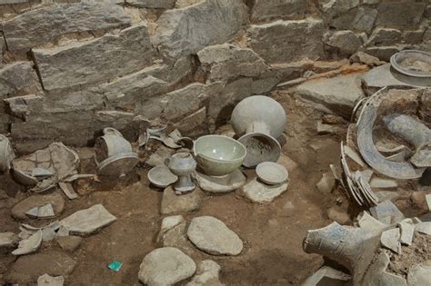 韩国出土1500年前青瓷碗 专家大赞：最上等中国瓷器