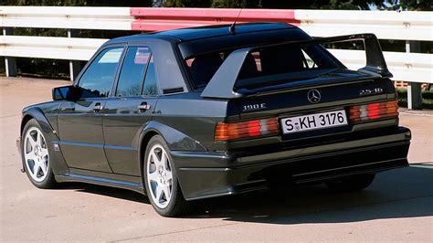 Old School of the Week: Mercedes Benz 190E 2.3-16