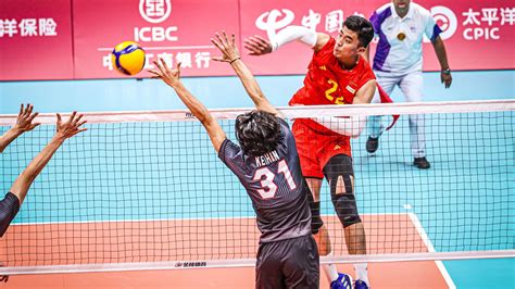 中国男排3:0横扫日本杀进杭州亚运会决赛，将与卫冕冠军伊朗争冠_新浪新闻