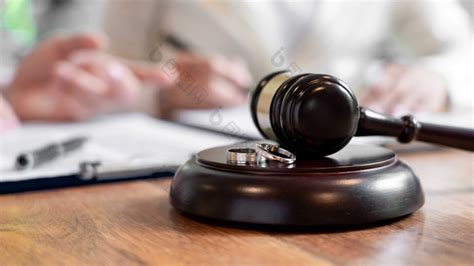 离婚事务所法律婚姻判决律师戒指片图片-包图网