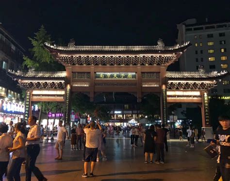 南京旅游攻略：2020 最全的南京攻略，跟着本地人走进南京的吃玩住行！ - 知乎
