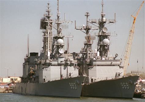 海峡对岸的4艘基德级驱逐舰，对比052D型，到底什么档次？|美国|052D型|基德级驱逐舰_新浪新闻