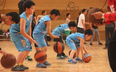 中小学篮球教学中存在的几个问题