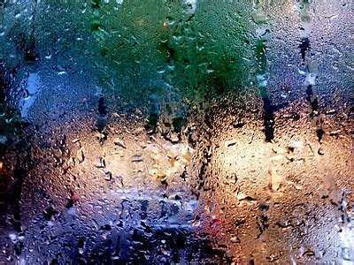 窗外的雨图片_窗外的雨素材_窗外的雨高清图片_摄图网图片下载