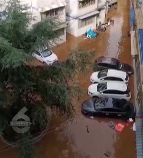 2013年7月19日昆明暴雨，城区大部分被淹 - 曲靖网 - 曲靖门户网 | 滇东都市网