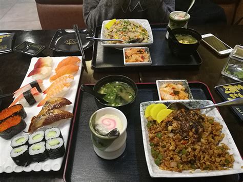 2023禾绿回转寿司(经四万达店)美食餐厅,服务态度很好，寿司超级好吃... 【去哪儿攻略】