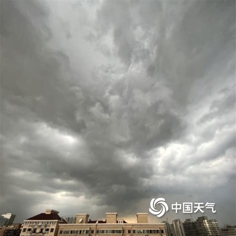 暴雨+大风+冰雹+雷电！北京四预警齐发，请市民朋友注意防护_手机新浪网