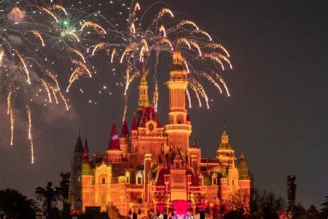 上海迪士尼乐园开放时间2022_旅泊网