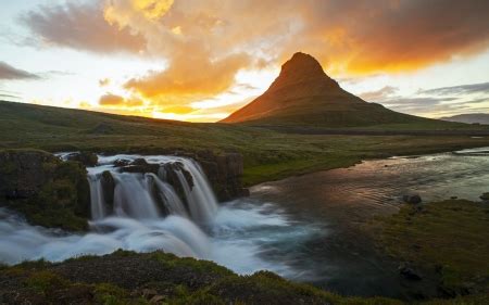 Midnight Sun at Kirkjufell, Iceland - Waterfalls & Nature Background ...